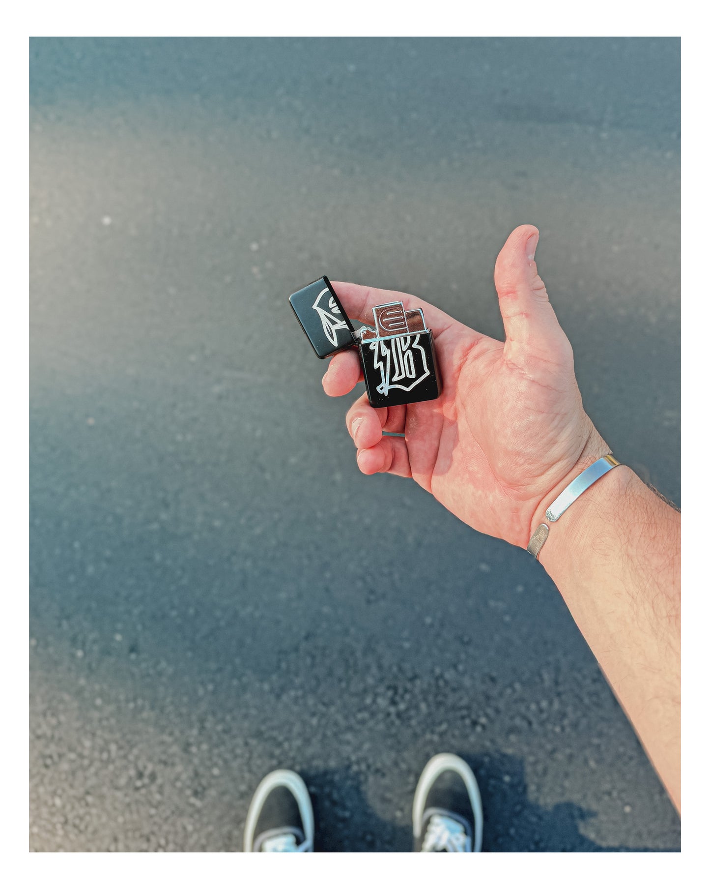 Bolt and Broadleaf Lighter